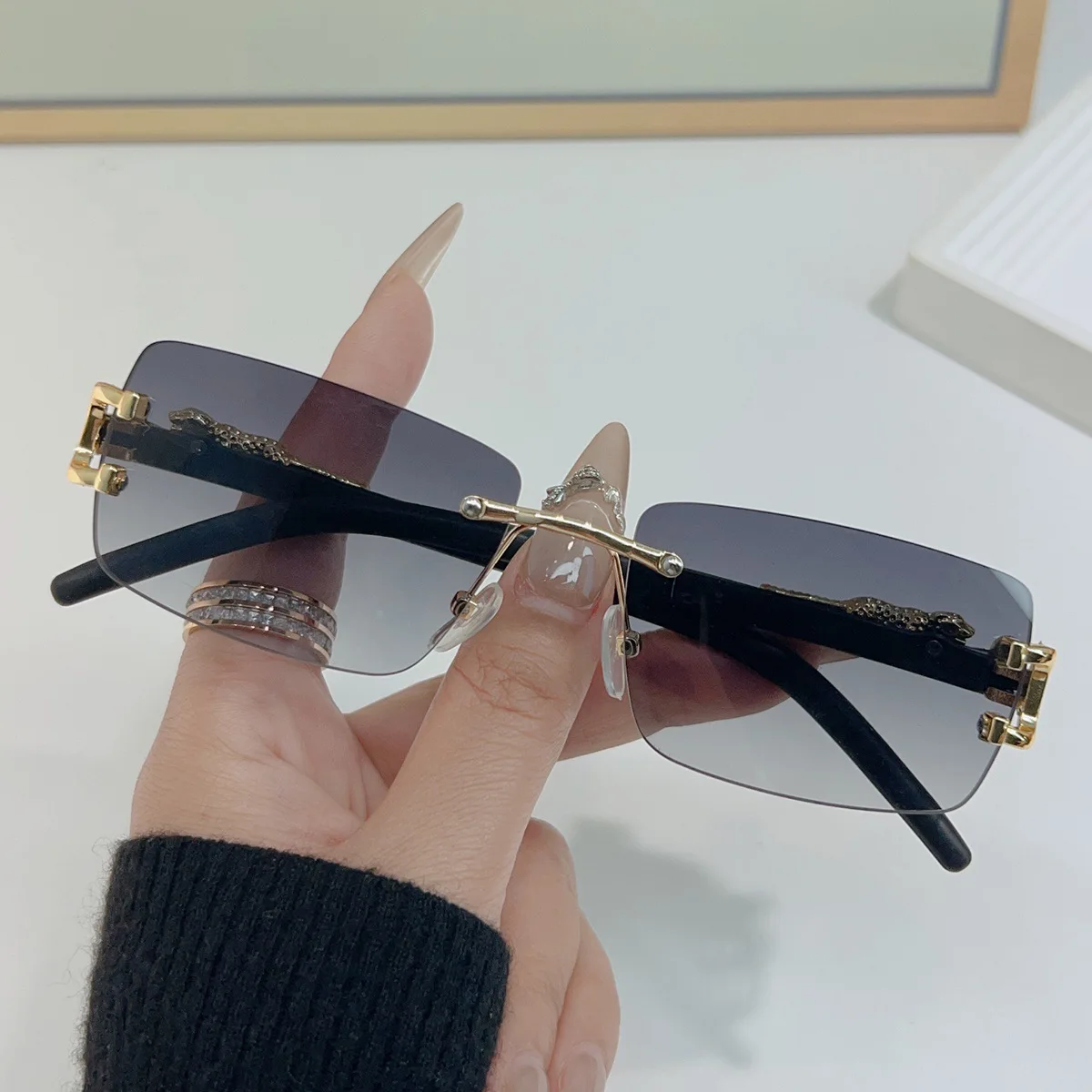 Модні жіночі чоловічі сонцезахисні окуляри без оправи, прямокутні персоналізовані сонцезахисні окуляри для повсякденного життя, вінтажні сонцезахисні окуляри