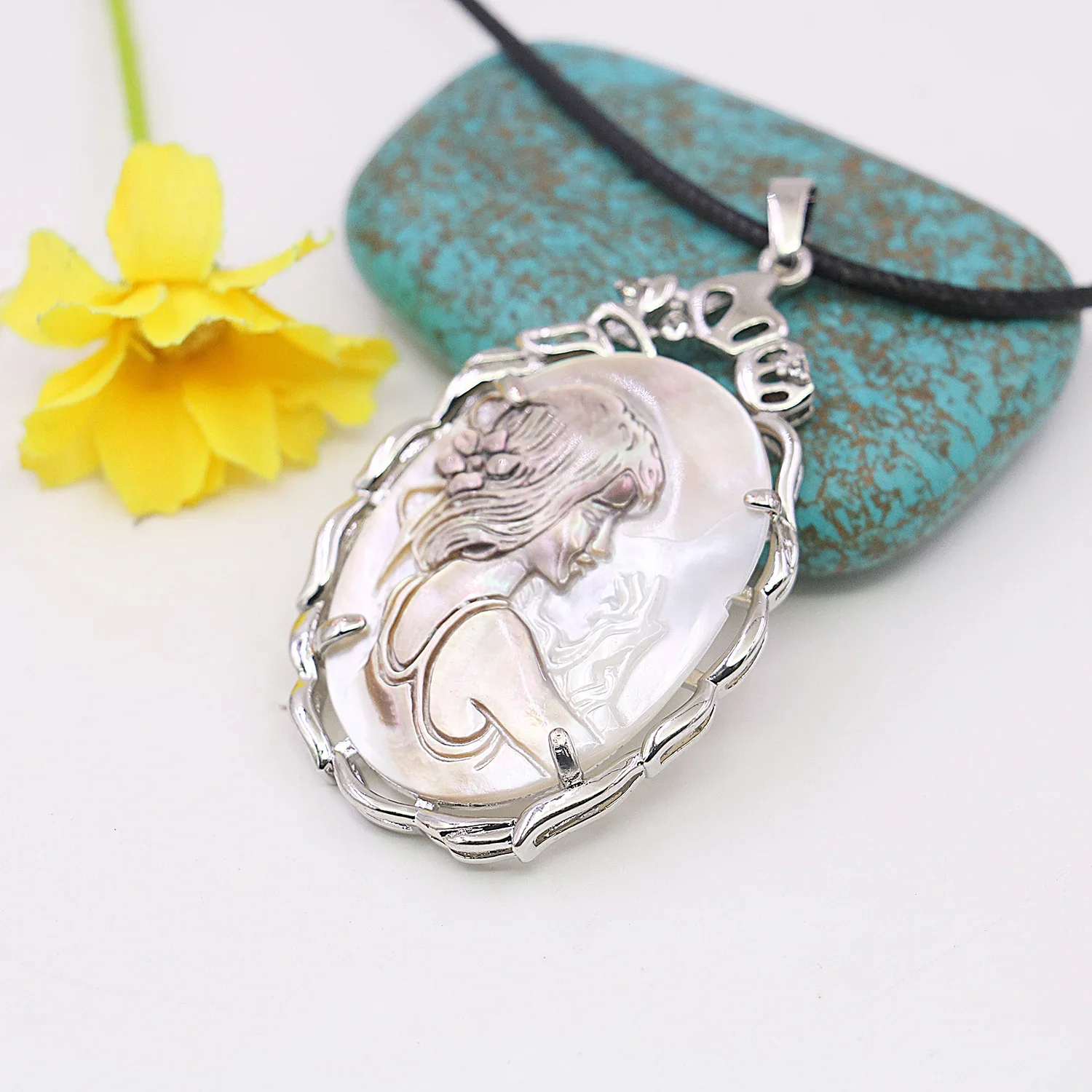 55x36mm Natural Multicolor Alloy&Sea Shell Women Carving DIY Necklace Pendant,Fashion Women's Jewelry Craft Gifts,Jewelry Making