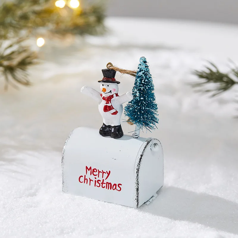 Christmas Tree Ornaments Iron Cabin Mailbox Indoor and Outdoor Hanging Decorations Window Display Pendant 2025 Xmas Party Decor