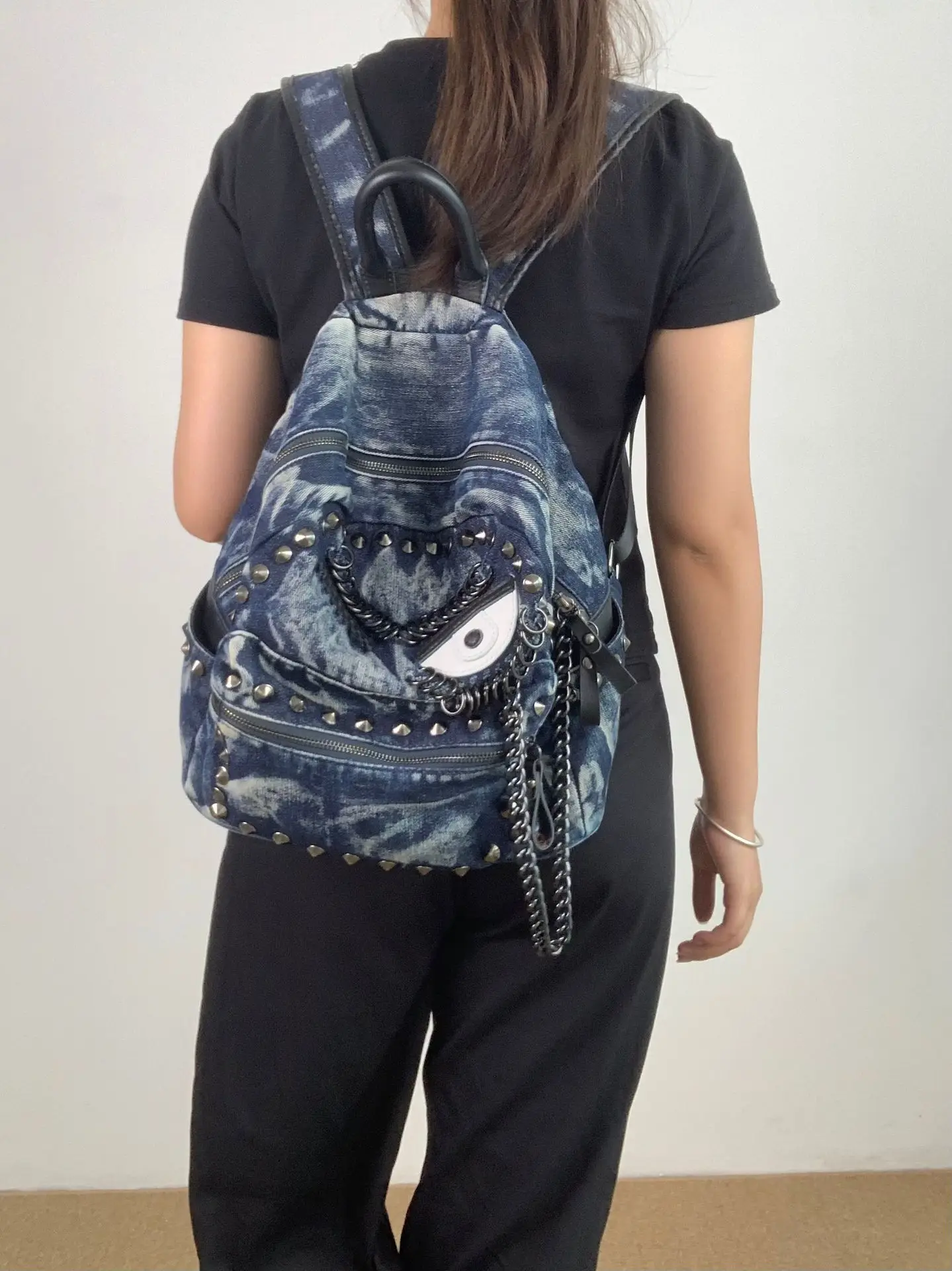 Sa2af6760aff84301bf42350eb45fd105D