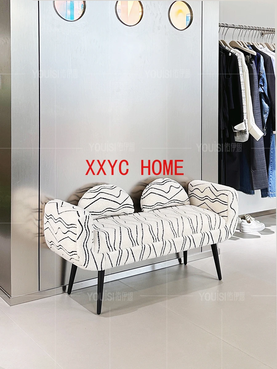 

Итальянская Минималистичная вышитая овечья шерстяная хвостовик длинная одежда современный табурет