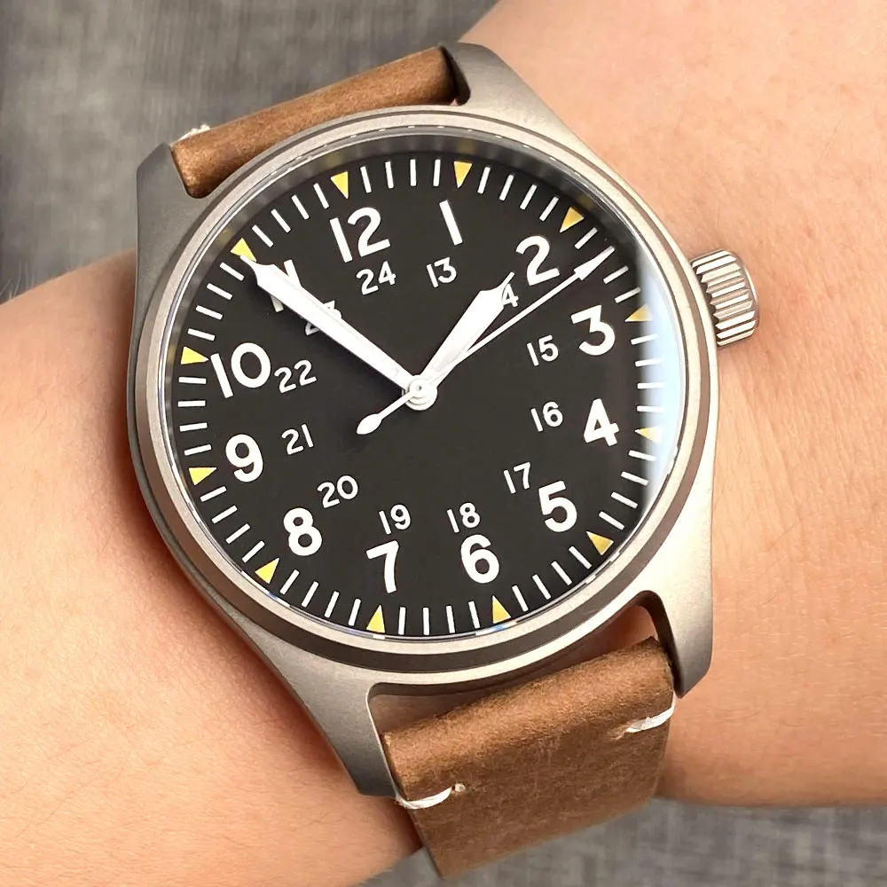 新しいタンドリオ パイロット 39 ミリメートルチタン腕時計 NH35