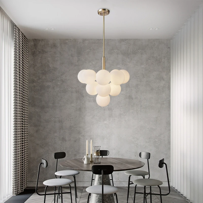 Marais Pointe Chandelier