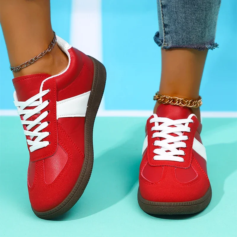 Women's Comfort Flat Heel Non-Slip Sneakers - Breathable Soft Sole Lace-Up Sports Shoes