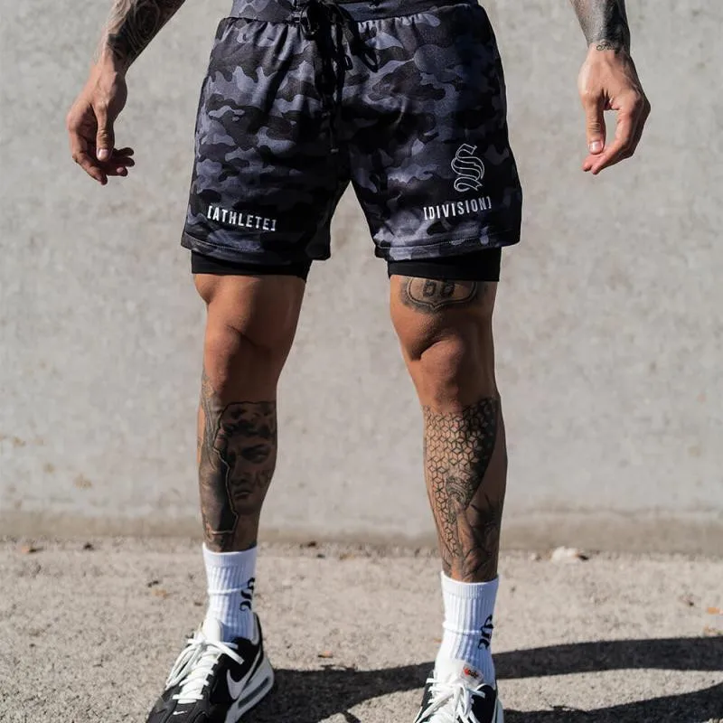 Yeni 2 IN 1 spor koşu rahat nefes şort erkekler çift katlı koşu hızlı kuru spor şort Fitness egzersiz erkekler şort