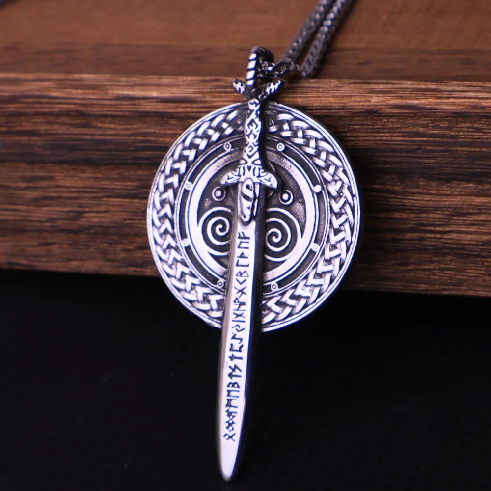 Vintage Viking Warrior Shield Sword Collana Con Ciondolo Amuleto Da Uomo Collana In Acciaio Inossidabile Punk Biker Party Jewelry All'Ingrosso