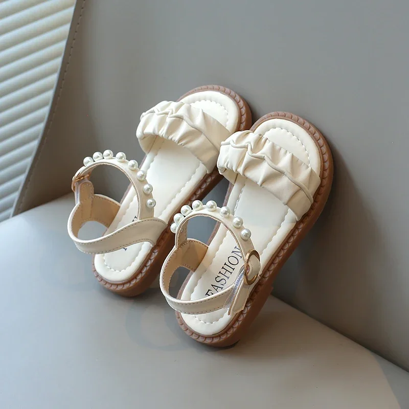 Girls Summer Sandals 2025 New Princess Kids Beach Shoes Rubber Out-sole Ruffles Pleated with Pearls Beading Open Toes Sweet Soft