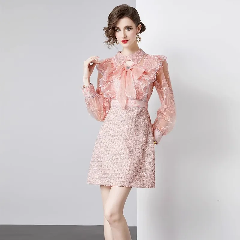 

Luxury Fashion Spring Mesh Spliced Tweed Plaid Dress Women Beaded Doll Collar Bowknot Embroidery Flower Ruffles Pink Party Dress