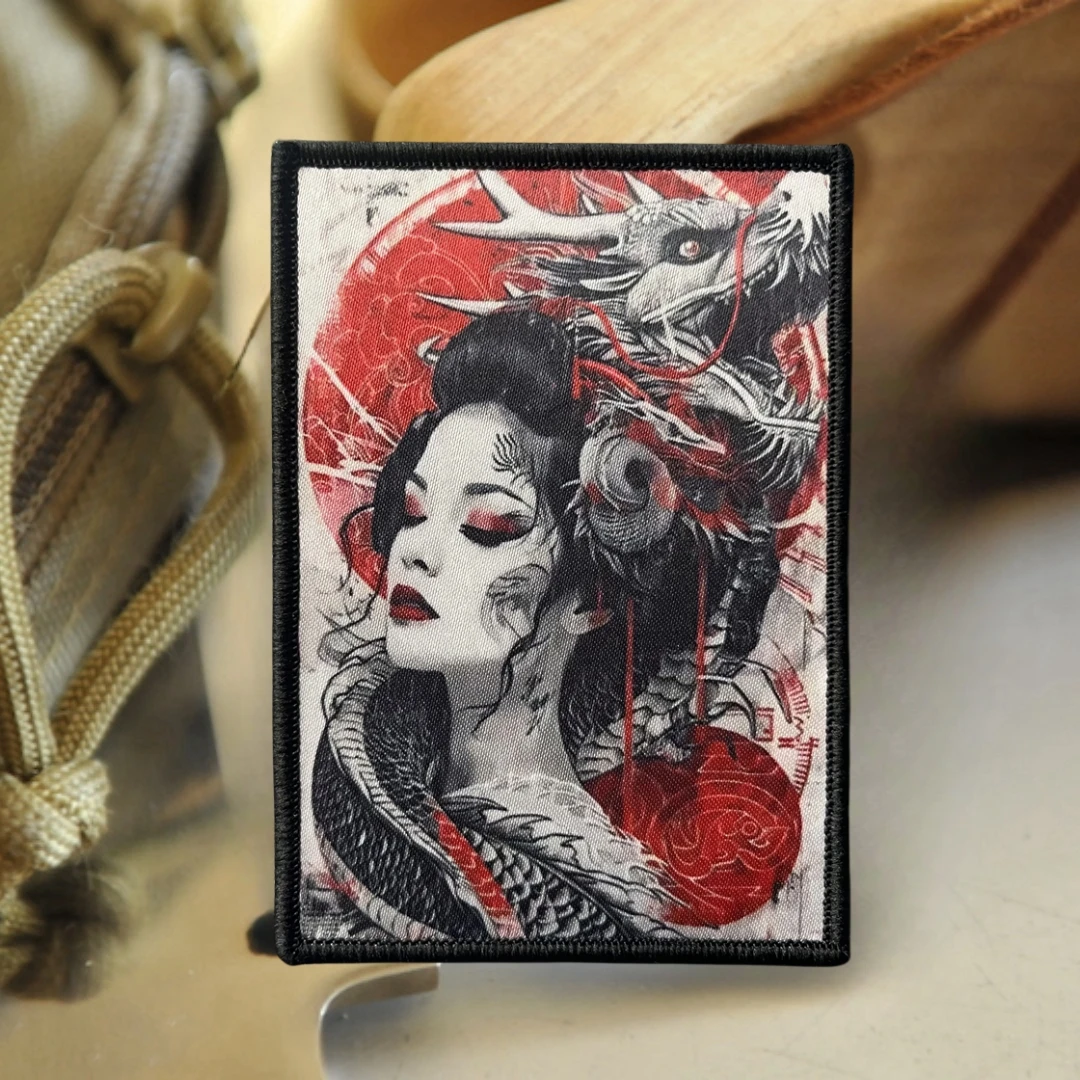 Geisha Dragon Japan Patch Taktisches Moralabzeichen Militärarmee Emblem Rucksack Aufkleber Bedruckte Hakenschlaufen-Patches für Kleidung