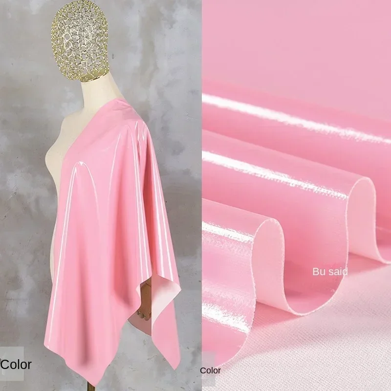 가죽 원단 핑크 얇은 방수 디자인 공연 의상 디자인 장 천 DIY 의류 재봉 원단 PU 소재