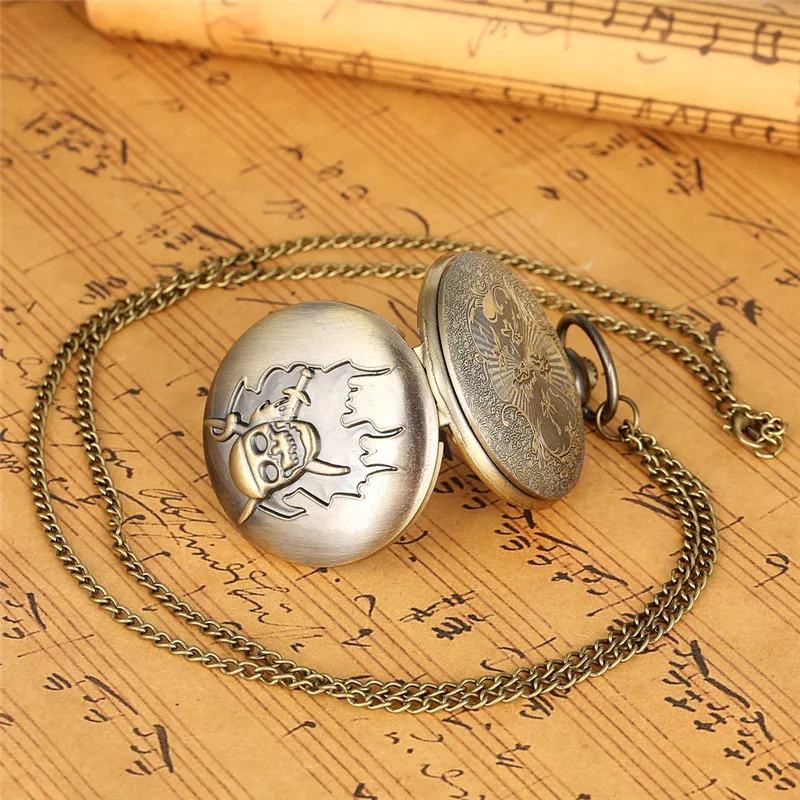 Рисунок 4 - Часы наручные в стиле стимпанк