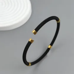 Luxurious Gold - Plated Stainless Steel Mesh Bracelet - Elegant Waterproof Design (Black)