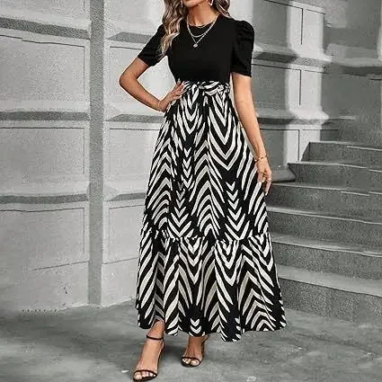 Black and white pattern