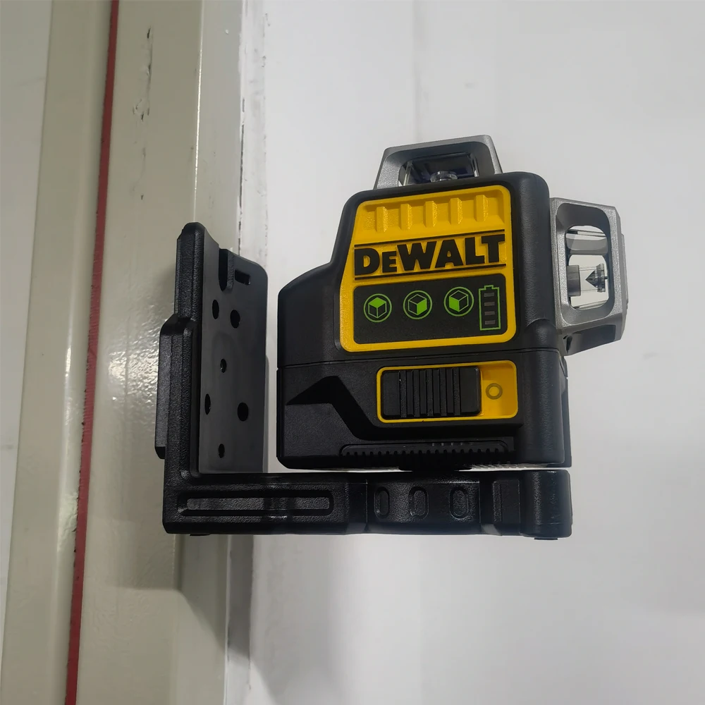 DEWALT DW089LG 12V MAX* Green 3 x 360 Line Laser - DW089LG