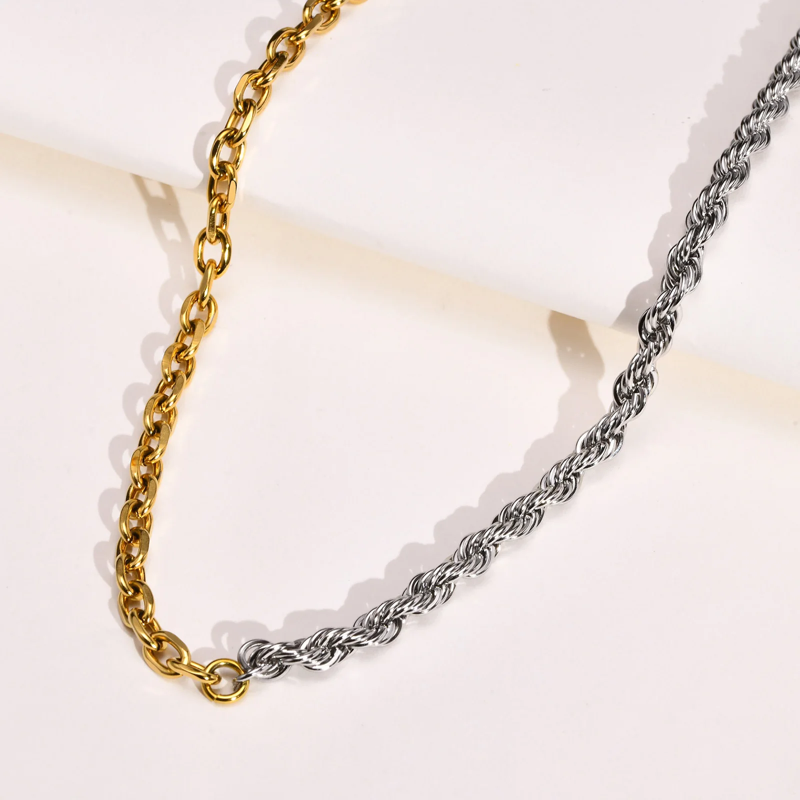 Jinyoue 5317 nuovo arrivo doppio strato di metallo serpente collana a catena imp