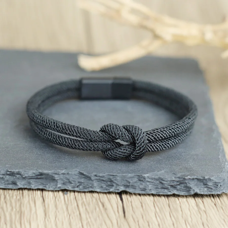 Mens Red String Bracelet Concentric Design Lucky Charm Accessory