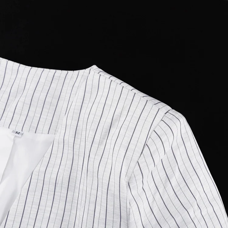 Designer Women's Striped Set Casual Oversized Blazer Two Pieces Set For Women Pullover Long Sleeve Shirt Tops And Shorts