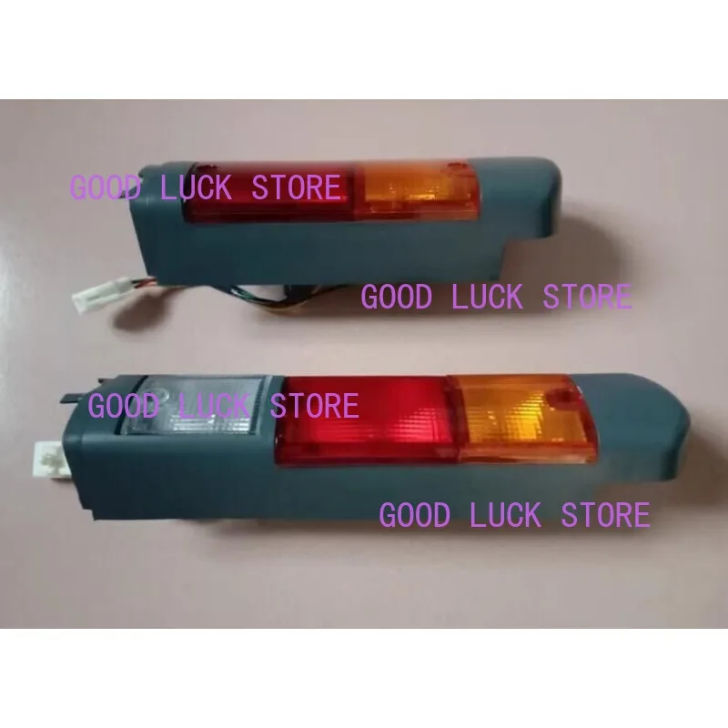 Forklift Spare Parts Used for Toyota Rear Lamp Assy 56640-30510-71 / 56640-30511-71 / 56640-23320-71/ 56640-23321-71