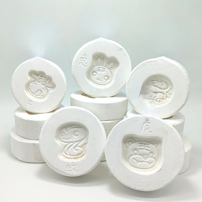 12 Zodiac Pottery Mold 3