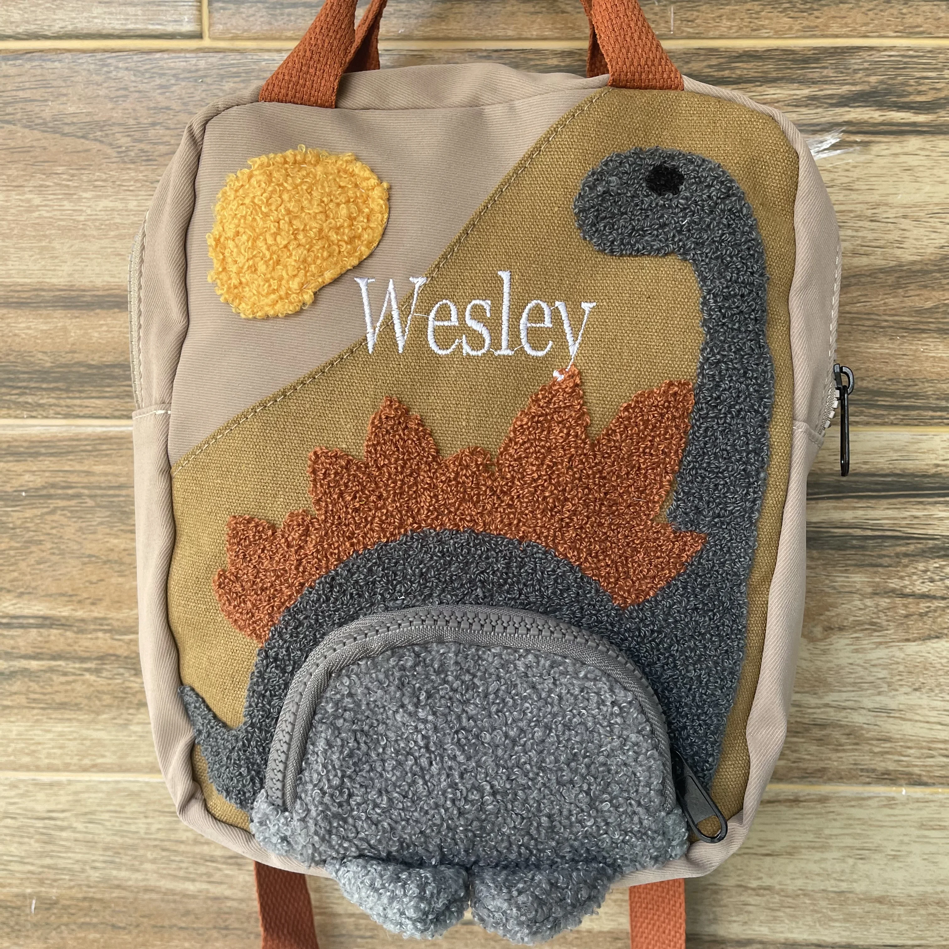 

Canvas Cute Cartoon Dinosaur Kindergarten Embroidered Name Small Animal Shaped Boys Girls Backpack Personalized Kids Schoolbags