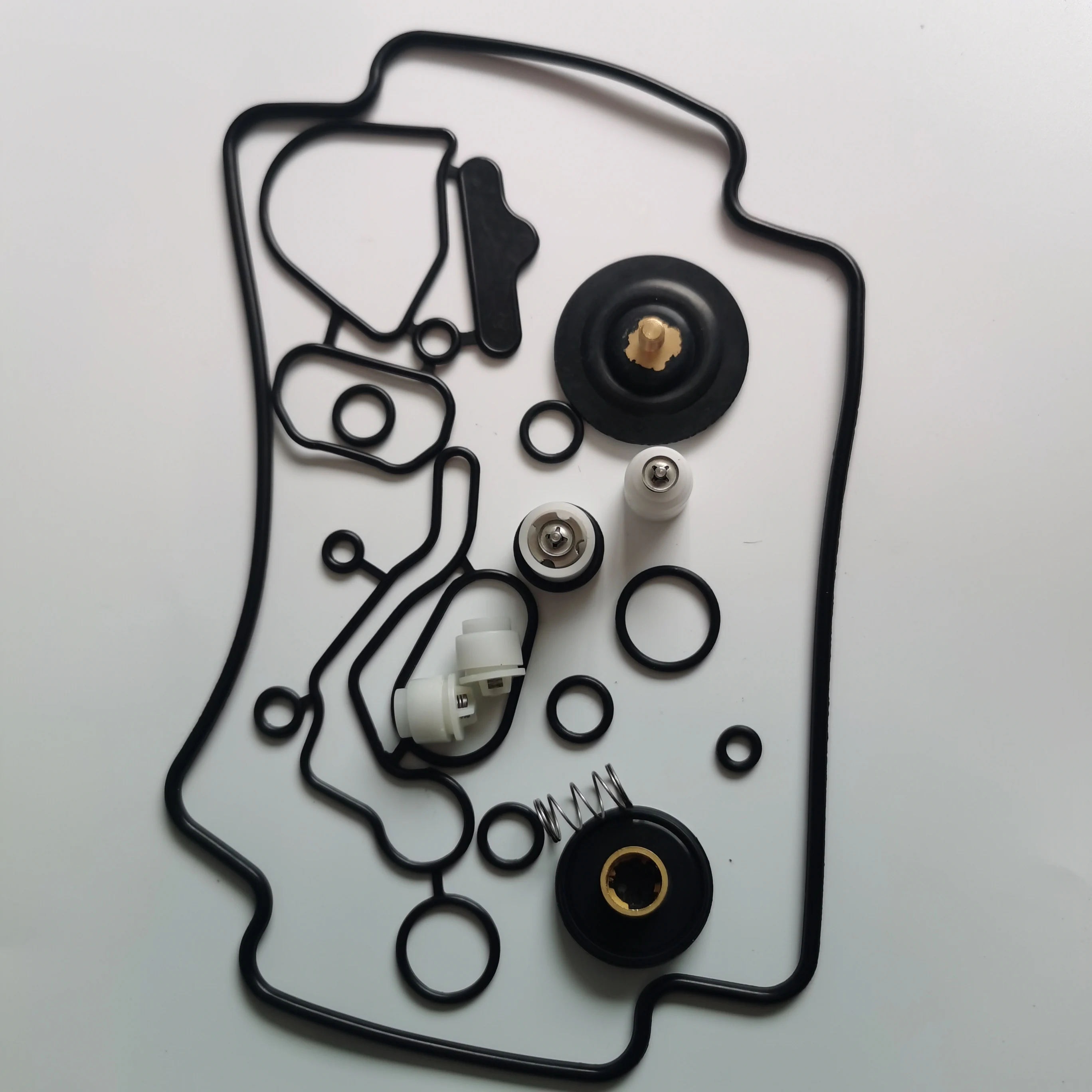 Urea Pump Kit 10Set / Lot Urea Pump Kit 5273338 5273337 Urea Pump Parts for Cummins Engine Eimtec Pump12V 24V