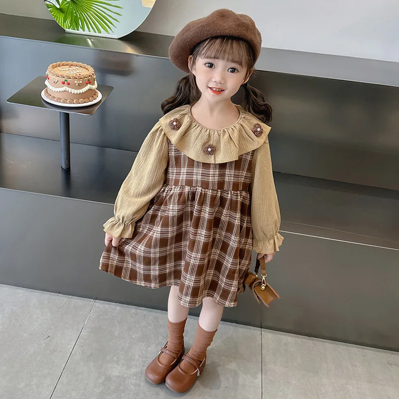 Ragazze Primavera E Autunno Nuovi Bambini Abbigliamento Stile Foresta 2 Pezzi Set Peter Pan Neck Top + Vestito A Scacchi