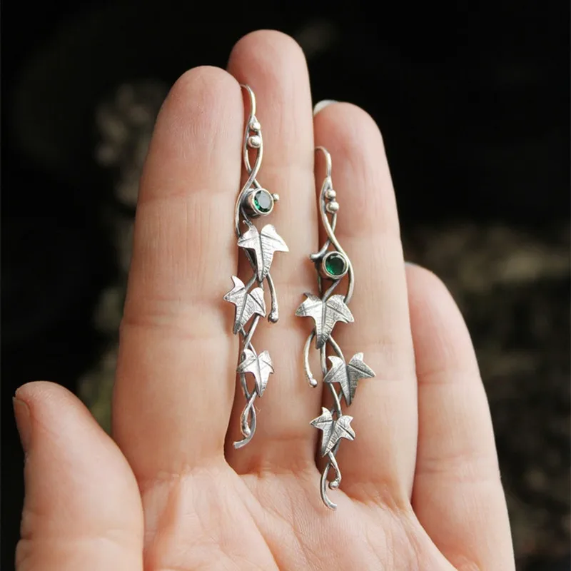

Серебряные серьги, плющ, эльфийские серьги, ботанические ювелирные изделия, серьги с растением, дизайн листьев