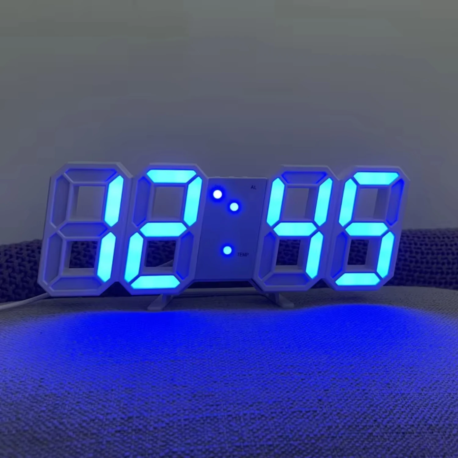 Nordic Digital Alarm Clock 4