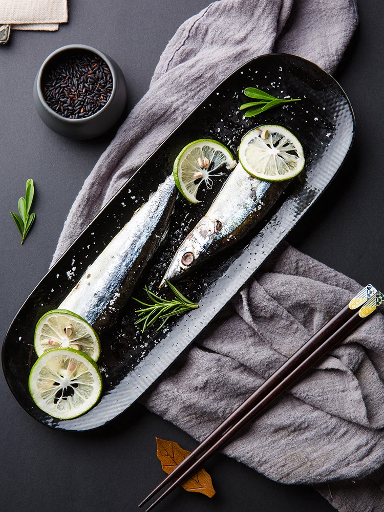 

Japanese Underglaze Ceramic Plate Long Oval Sushi Plate Hotel Retro Dessert Decoration Plate Plate Household