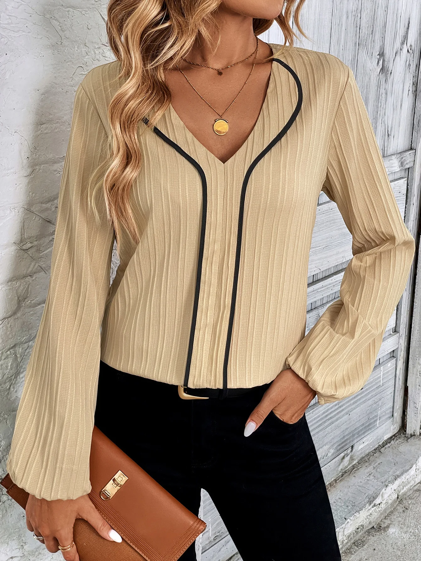 

Women's Abstract Shirt, Solid Colored Casual Sweater, Elegant Daily Basic T-shirt, Office V-neck Loose Sleeved Top, Autumn