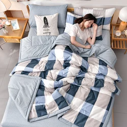 Skin - Friendly Lightweight Summer Blanket - Cool, Comfortable, and Machine Washable Quilt - 180x200cm only 1 pcs (12)