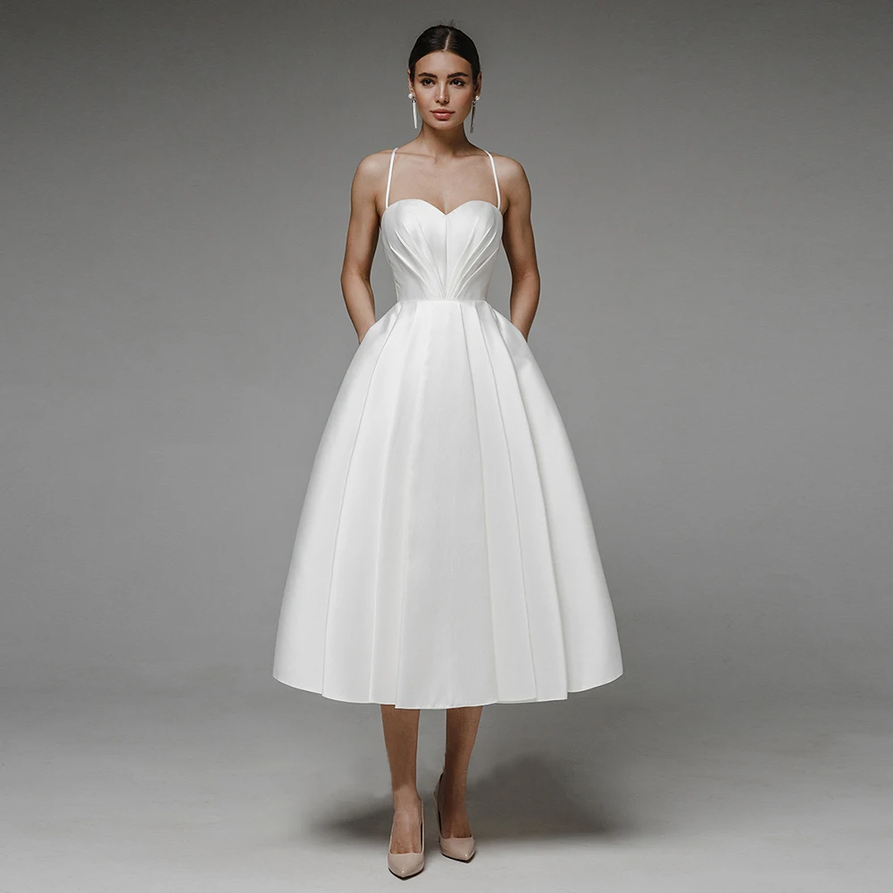 green emerald velvet dress White Off-Shoulder Wedding Dress  Outdoor/Travel Engagement Gown for  Ms.  Grace