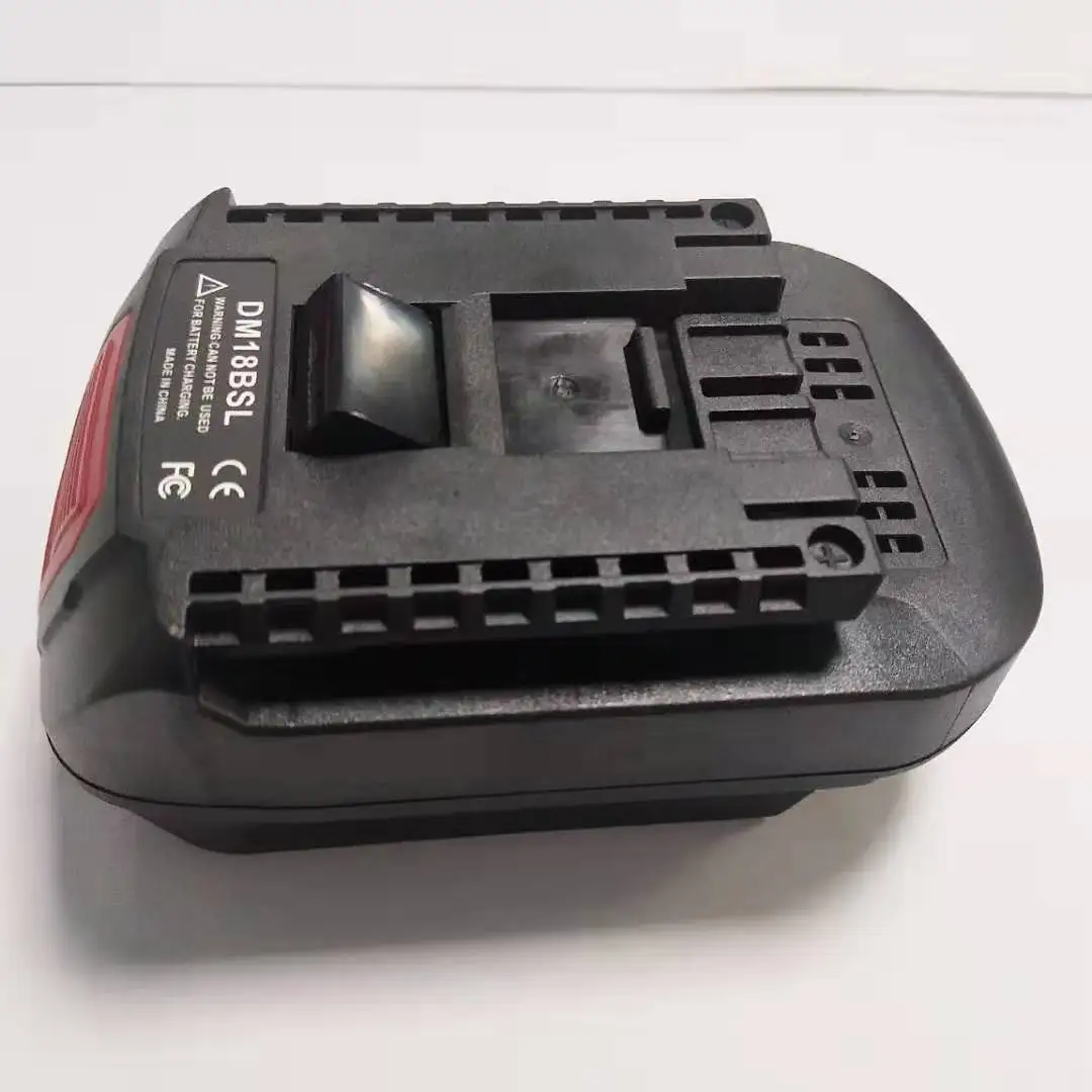 Рисунок 2 - Адаптер для аккумулятора Dewalt 20 в и milwaukee 18