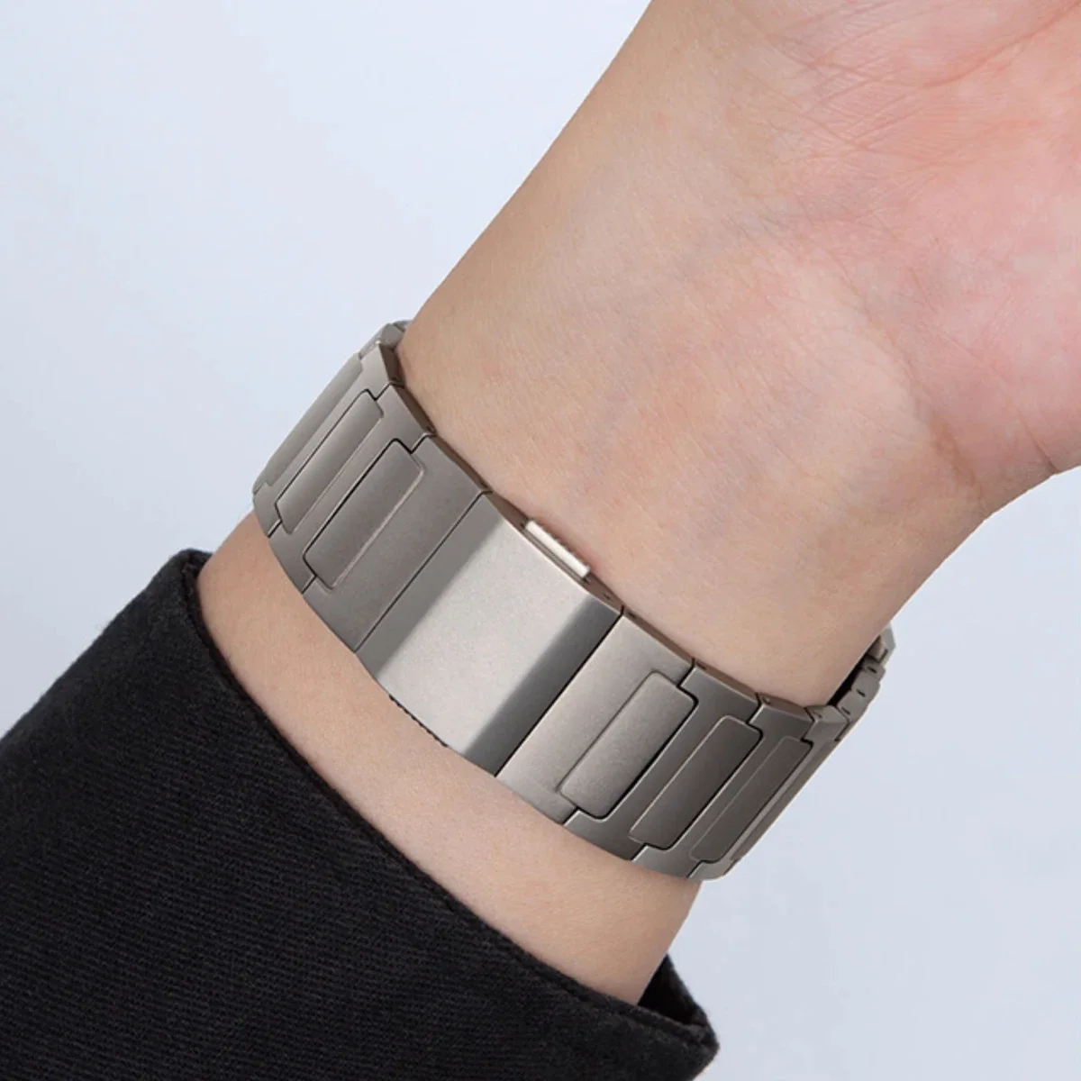 Titanium Magnetic Buckle Metal Bracelet Strap