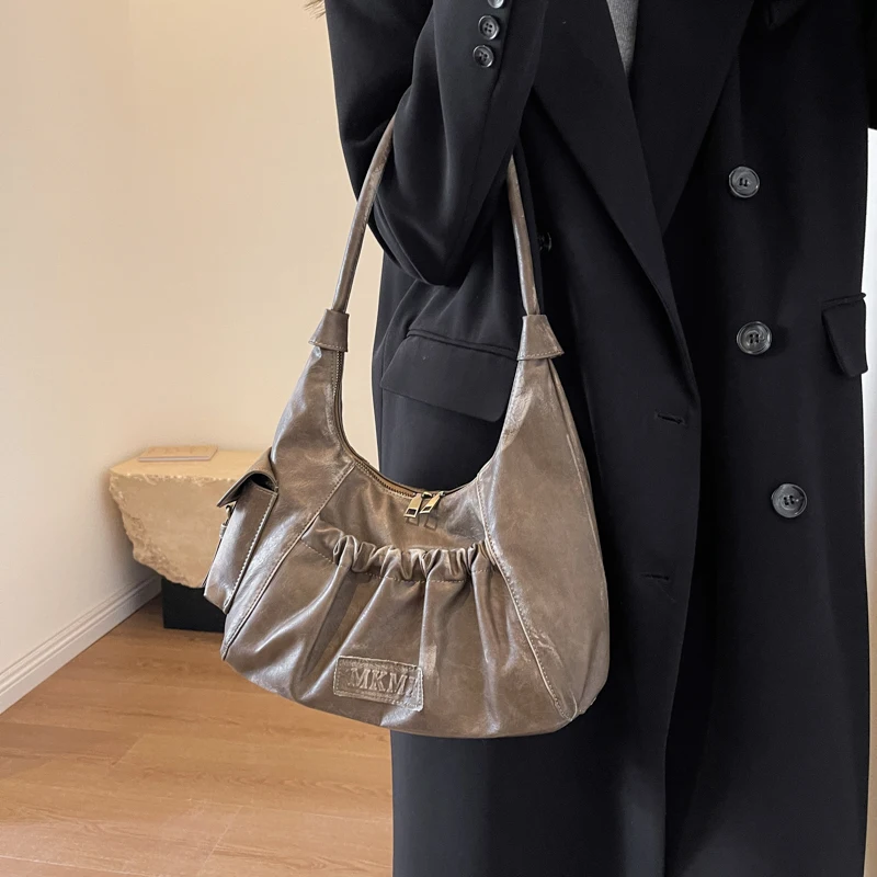 LEFTSIDE Retro Leather Shoulder Bags for Women 2023 Winter Vintage Underarm Bag Handbags and Purses Latest Fashion Hand Bag 2