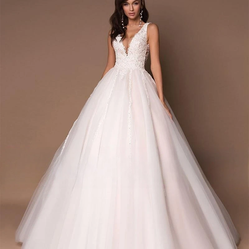 

Tulle Deep V-Neck Sleeveless Princess Wedding Dresses 2023 Lace Up Beads Applique Bridal Dress Ball Gown Vestidos De Novia