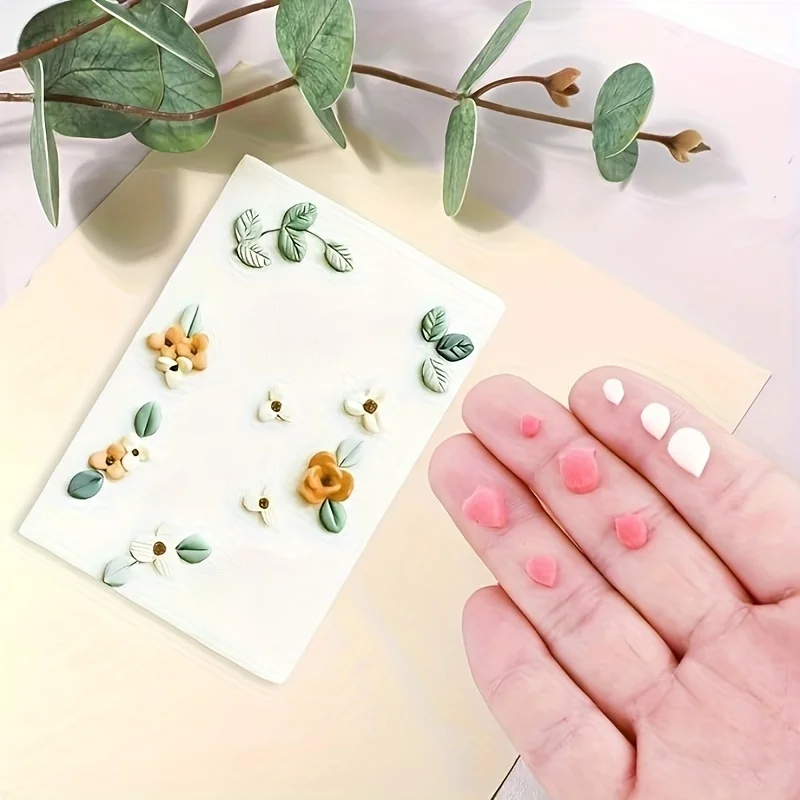 10Pcs 미니 꽃 잎 나비 마이크로 폴리머 클레이 커터 세트 귀걸이 클레이 몰드를위한 작은 보석 만들기 도구