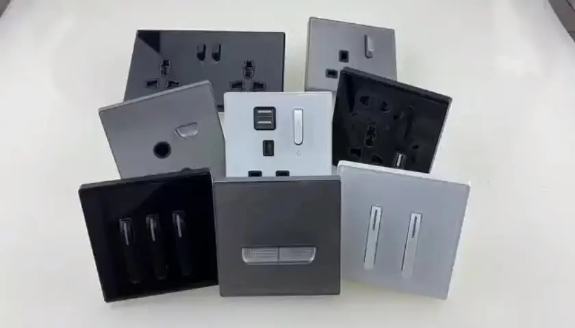 Rewnssin USB розетка Wall Socket 110-250В