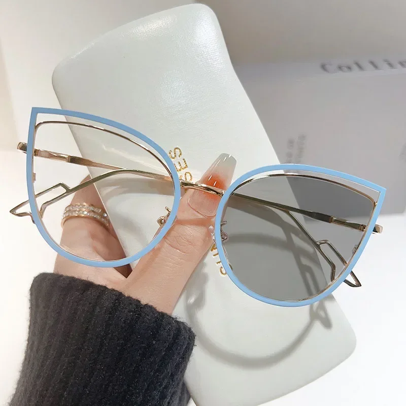Stylish Photochromic Cat Eye Eyeglasses with Blue Light Blocking Technology