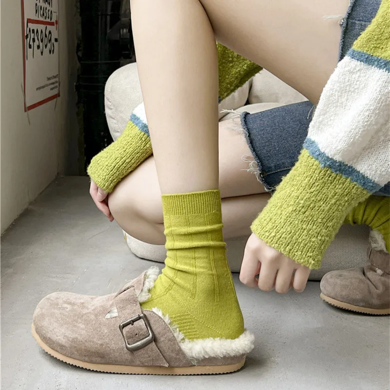 

Fresh Green Women Socks Casual Cotton Elastic Long Socks Harajuku Street Wear Crew Socks Korean Fashion Hip Hop Skateboard Woman