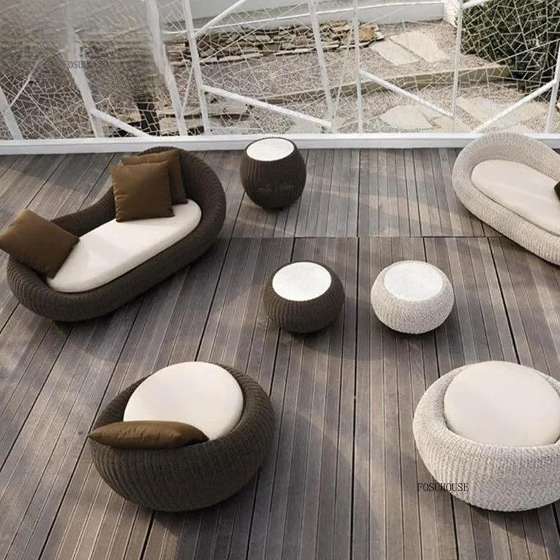 Nordic Outdoor Sofas Courtyard Garden Semicircular Lying Bed Villa Rattan Sofa Leisure Balcony Waterproof Sunscreen Sofa Chair C