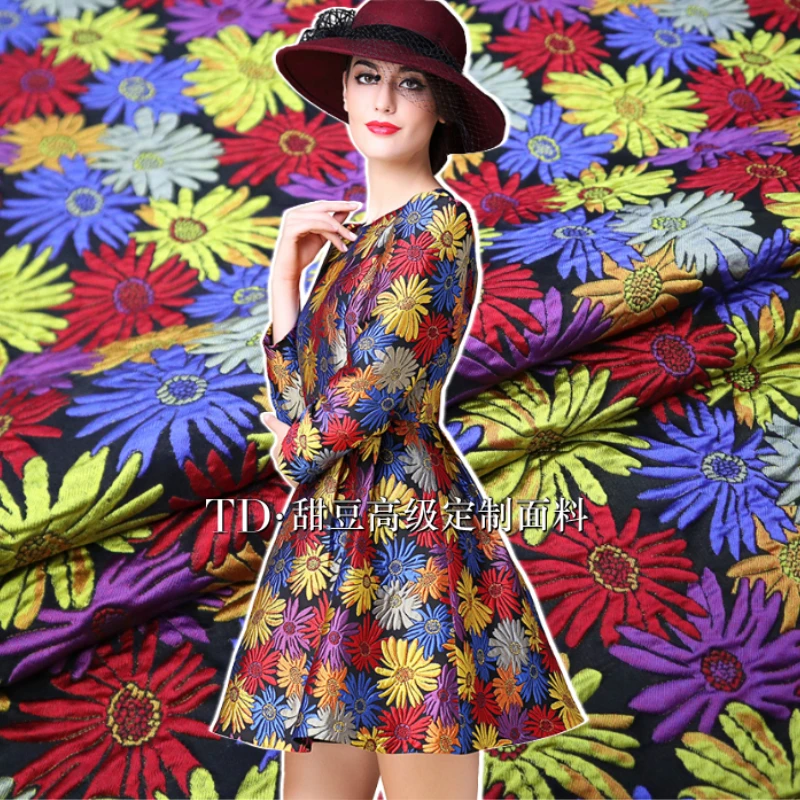 

Пряжа окрашенная, темный узор жаккардовая ткань весна-лето хризантемы рельефное платье костюм брендовый модный дизайн оптовая продажа ткани