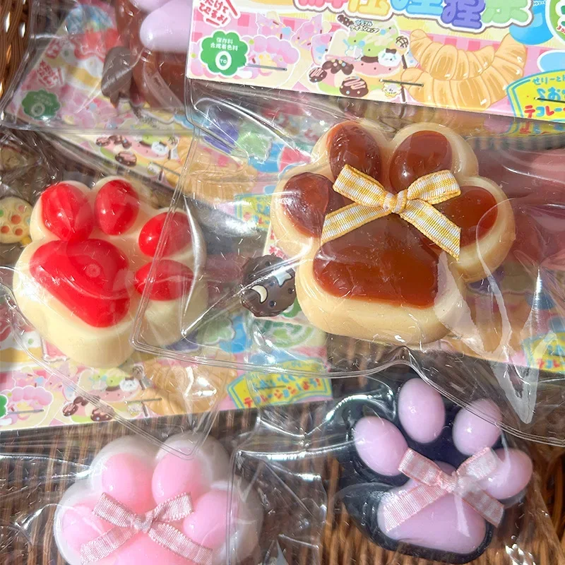 Cat Paw Mochi Taba Squishy Fidget Toy Cute Plush Cat Paw Silicone Slow Rebound Pinch Decompression Toy Stress Release Vent Toy 2