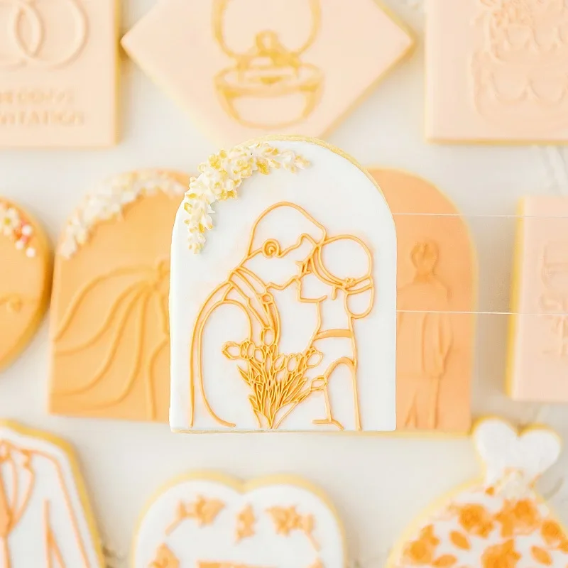 Wedding Dress Embossed Cake Mold Acrylic Bride Ring Cookie Press Stamp Embosser Cutter Fondant Sugar Craft Cake Decoration Tools cookie cutter baking mold cookie mould cookie printing mold fondant cutter baking decorating tools cookie maker press kit cake lace mold