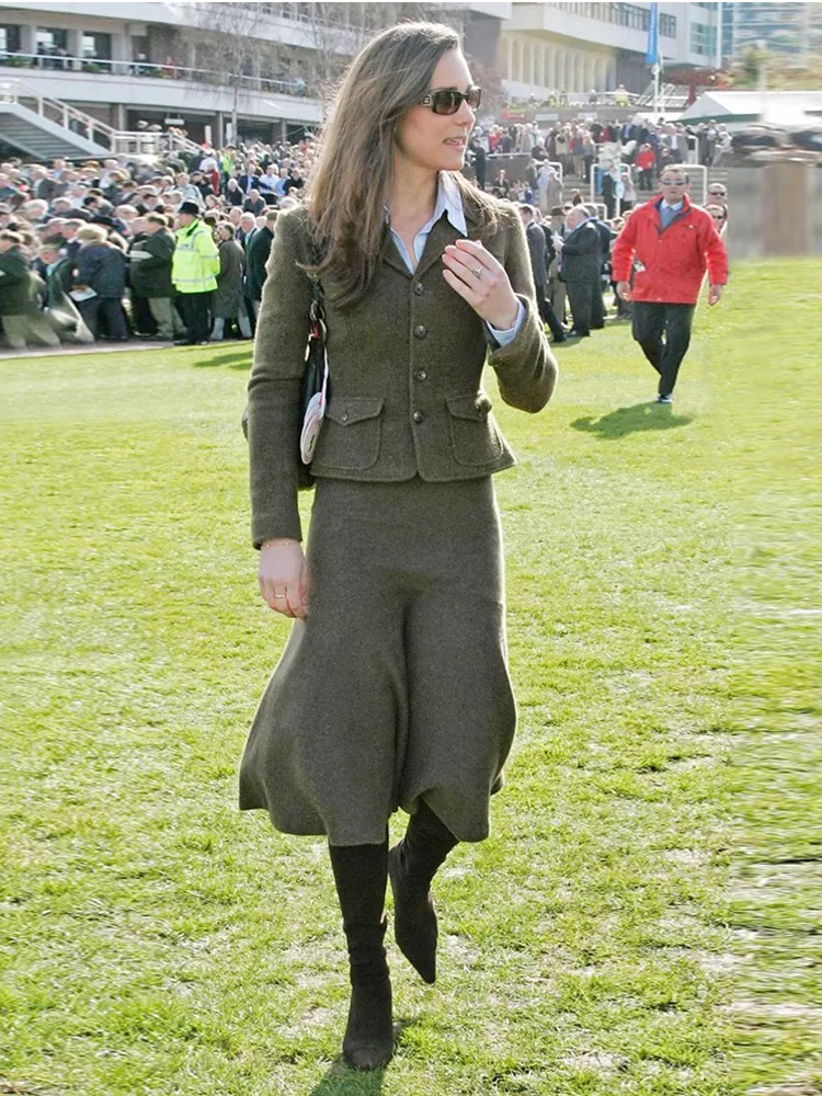 

Kate Middleton Princess Runway Luxury Autumn New High Quality Jacket Tops Mermaid Half Skirt Casual Party Elegant Women'S Sets