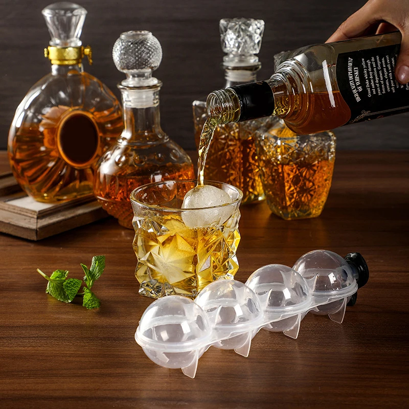 

4 Hole Ice Cube Makers Round Ice Hockey Mold Whisky Cocktail Vodka Ball Ice Mould Bar Party Kitchen Ice Box Ice Cream Maker Tool