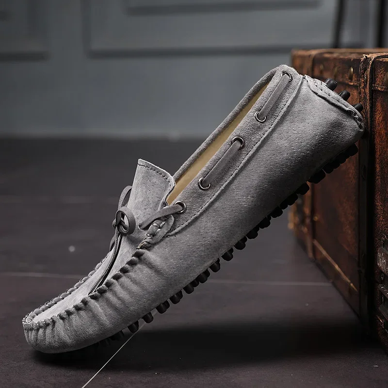 Fashionable Adult Casual Driver Loafers Suede Leather Male Formal Business Shoes Luxury Brand Popular Youth Wedding Shoes
