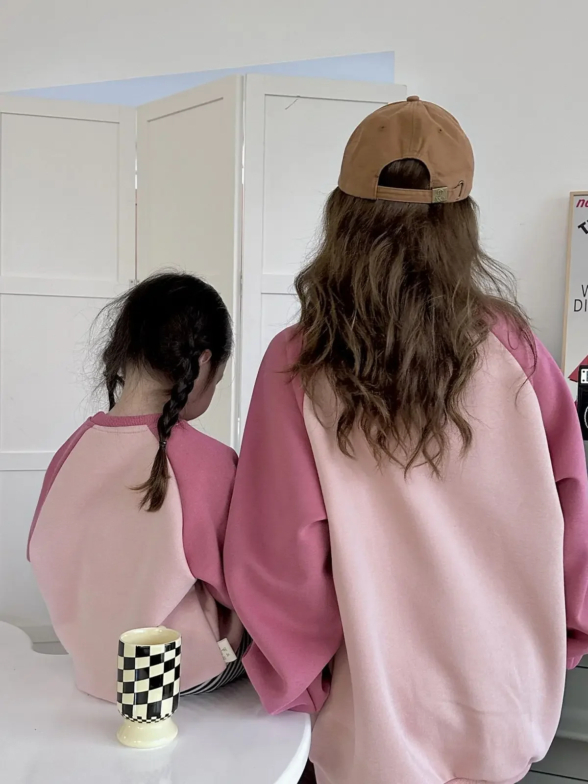 Family Matching Outfits Autumn 2023 Family Look Mother Kids Tops Mommy And Me Clothes Mother Daughter Sweatshirt Mom Son Hoodies - 2