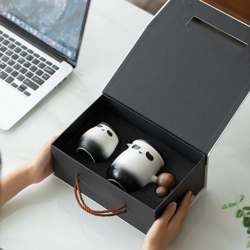 

Ceramic Panda Wooden Handle Quick Guest Cup, One Pot, Four Cups, Outdoor Tea Making Ceramic with Can, Portable Travel Tea Set