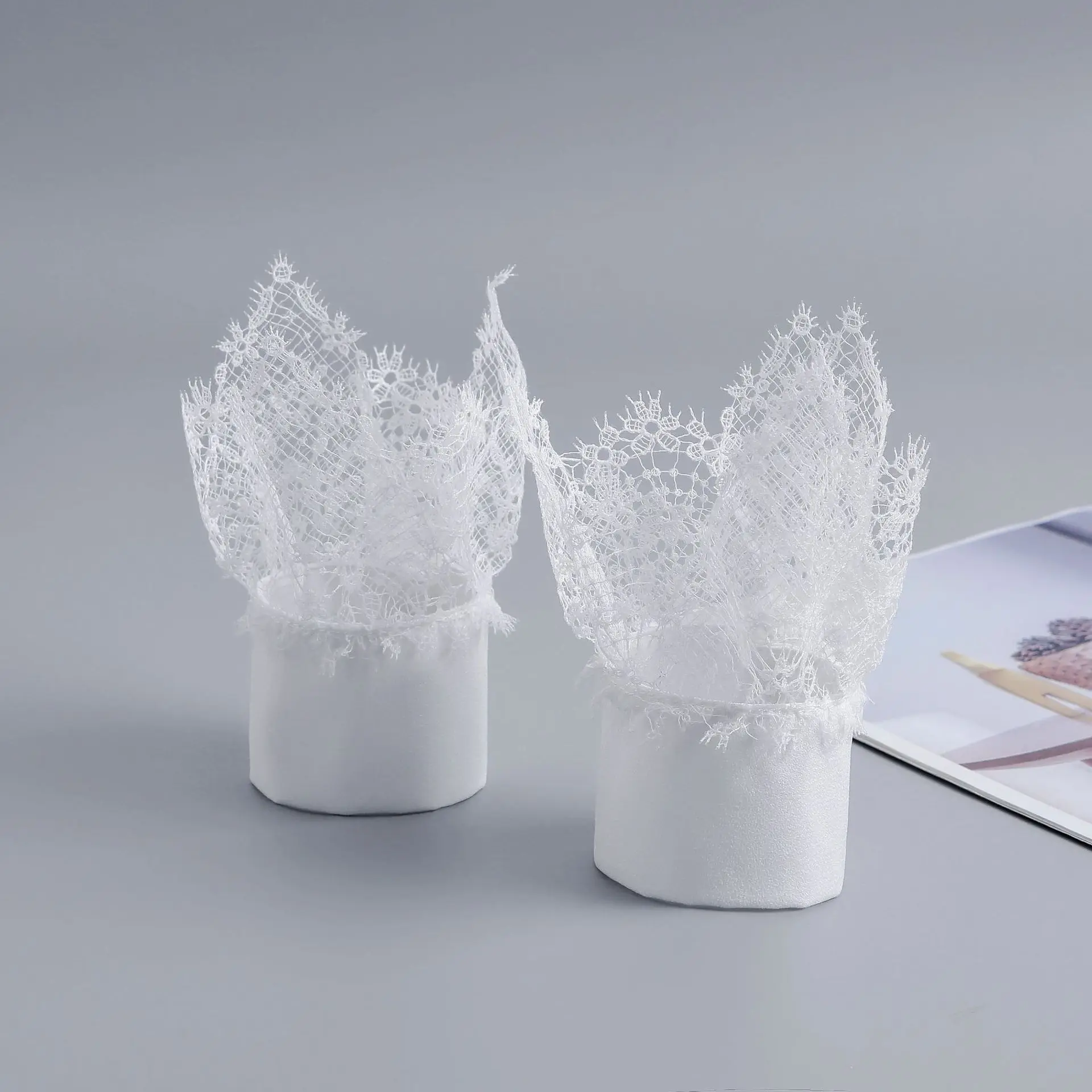 Fashionable And Unique Faux-Sleeve Mist Cream Short-Sleeve Dance Costume With Versatile Faux Cuffs And Tassel Flowers